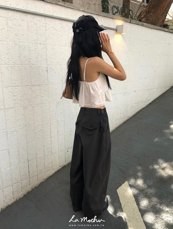 下擺愛心蕾絲細肩背心
